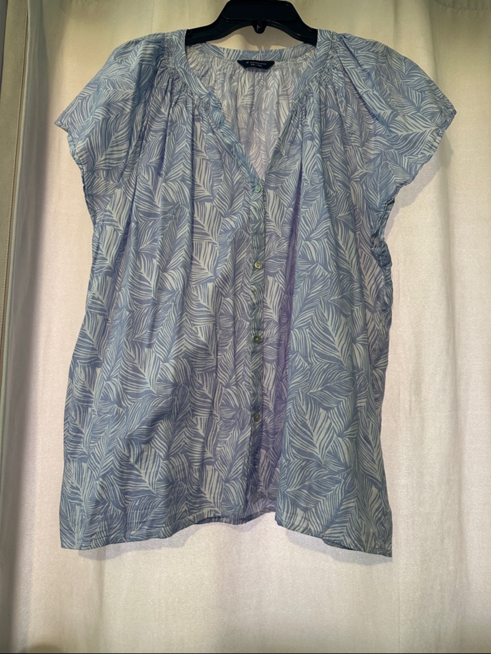 Denver Hayes Light Blue Leaf-Print Button Front Blouse